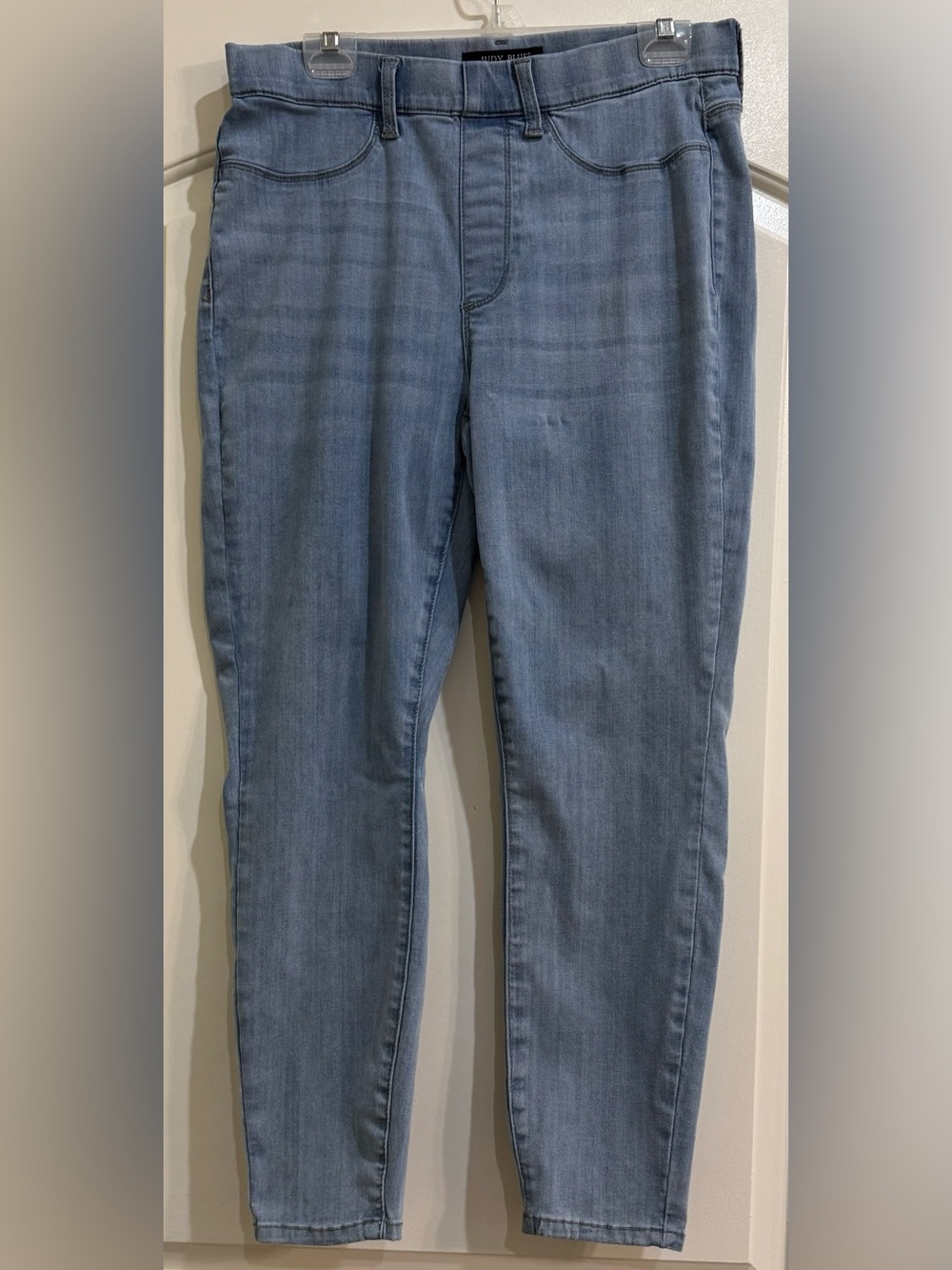 Judy Blue Light Blue Skinny Pull On Jeans